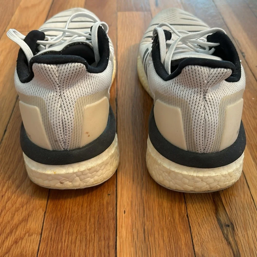 Adidas Boost women’s US Size 7.5